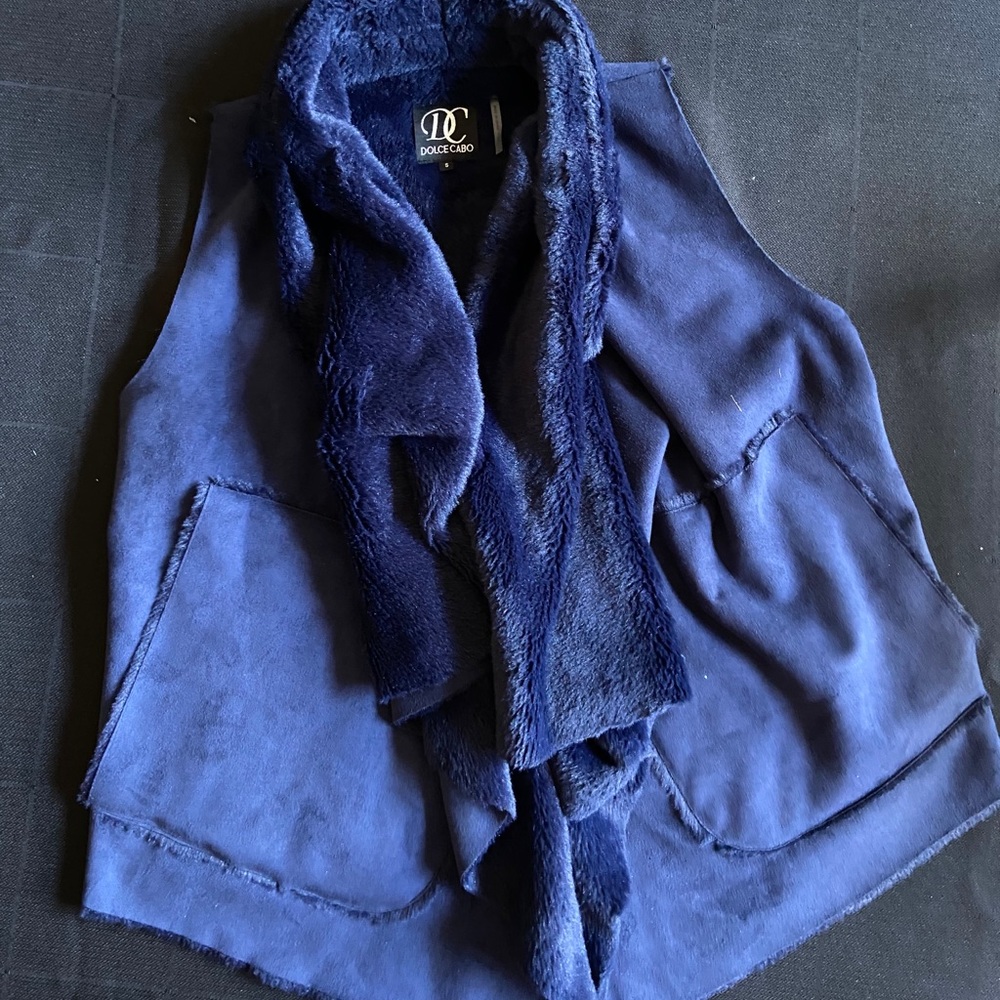 Navy Dulce Cabo Furry Vest